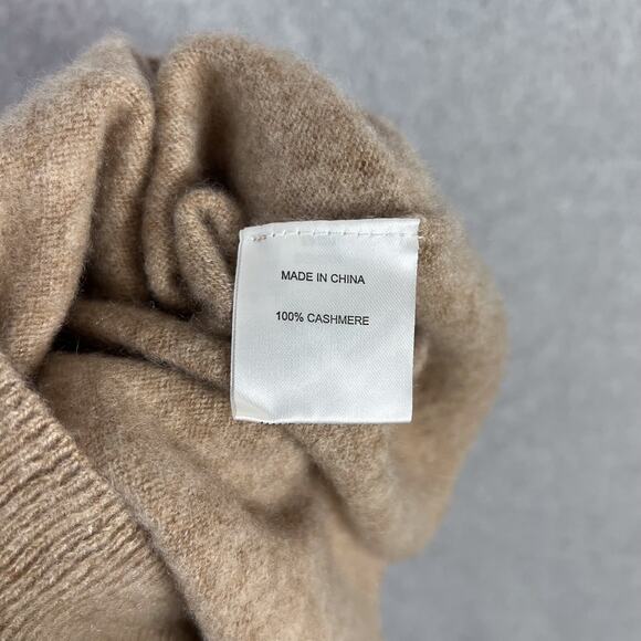 Quince Oatmeal Mongolian Cashmere Crewneck Sweater Size Medium - Picture 10 of 10